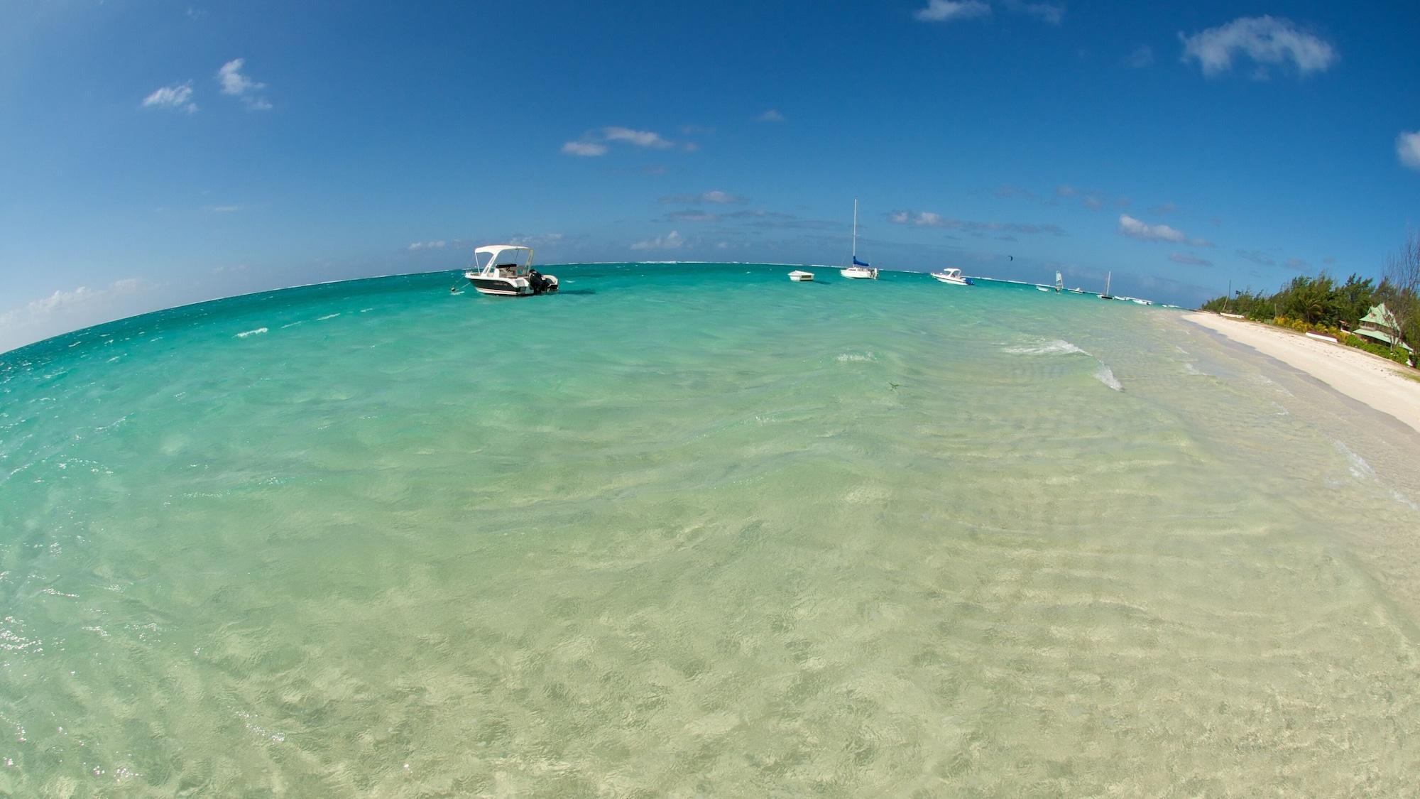 Paradise Beach By Horizon Holidays Pointe d'Esny Kültér fotó